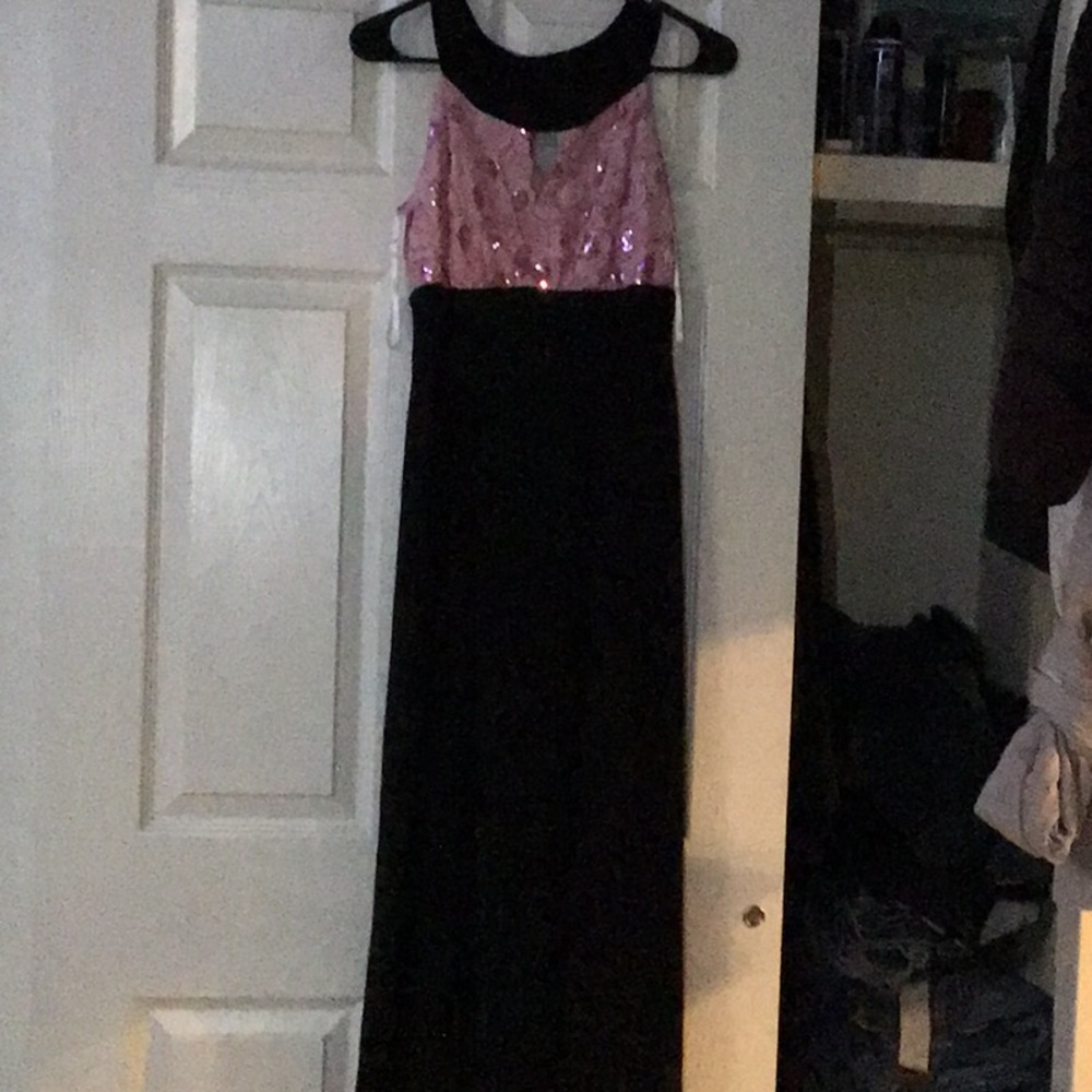 Pink roses long dress